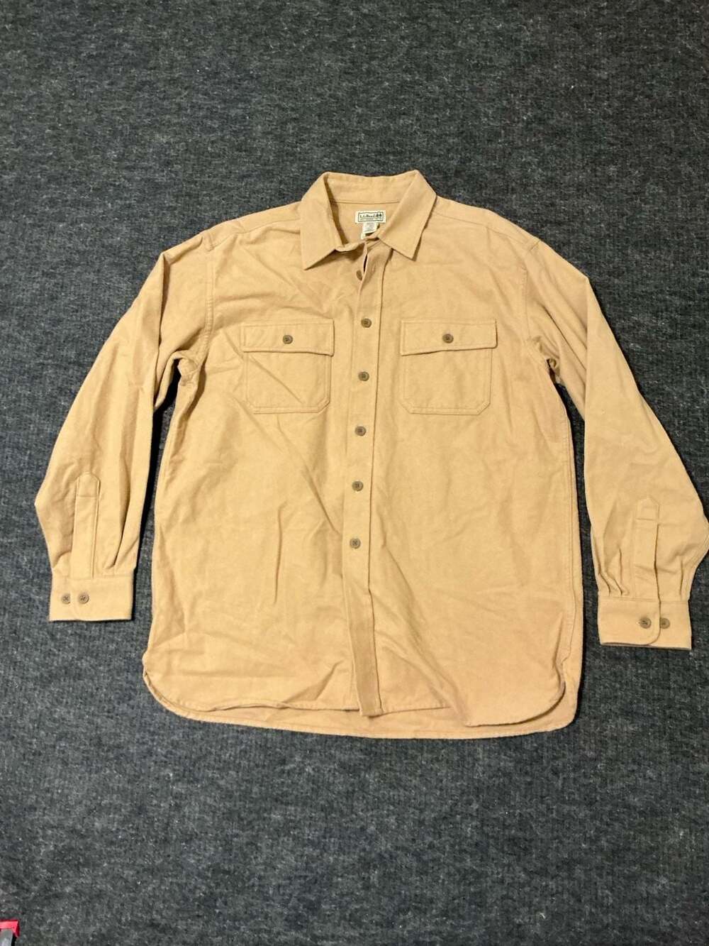 L.L. Bean Chamois Cloth Button-Up Shirt Mens Size Large Reg Tan Long Sleeve